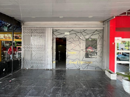 Local Comercial en La Concepción Piso 1